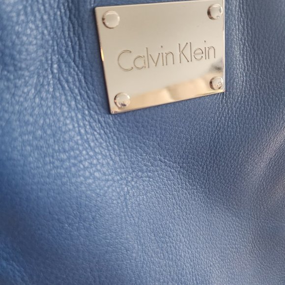 Calvin Klein Purse - Picture 3 of 4